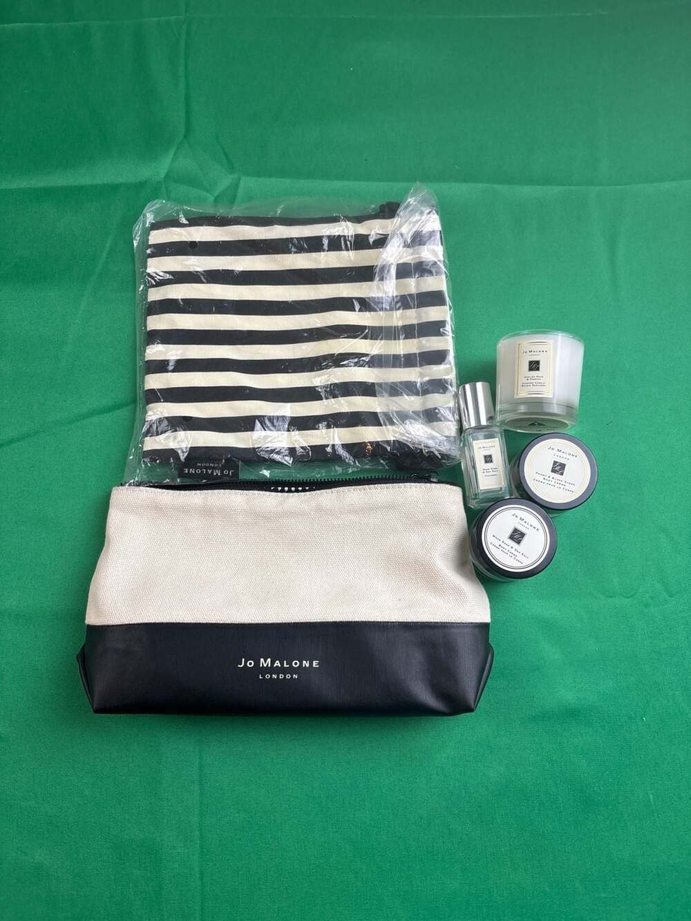 Jo Malone London 6-Piece Travel Gift Set with Makeup Bag, Drawstring Bag, Candle